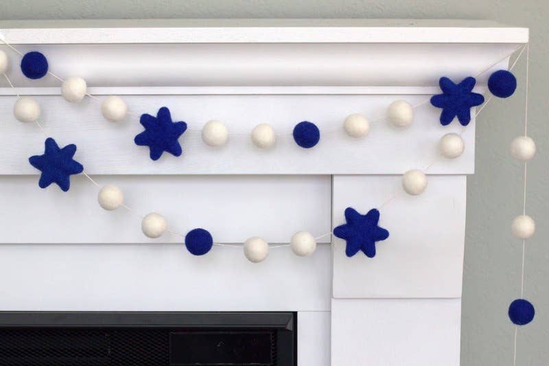 Star of David Hanukkah Garland - Blue & White