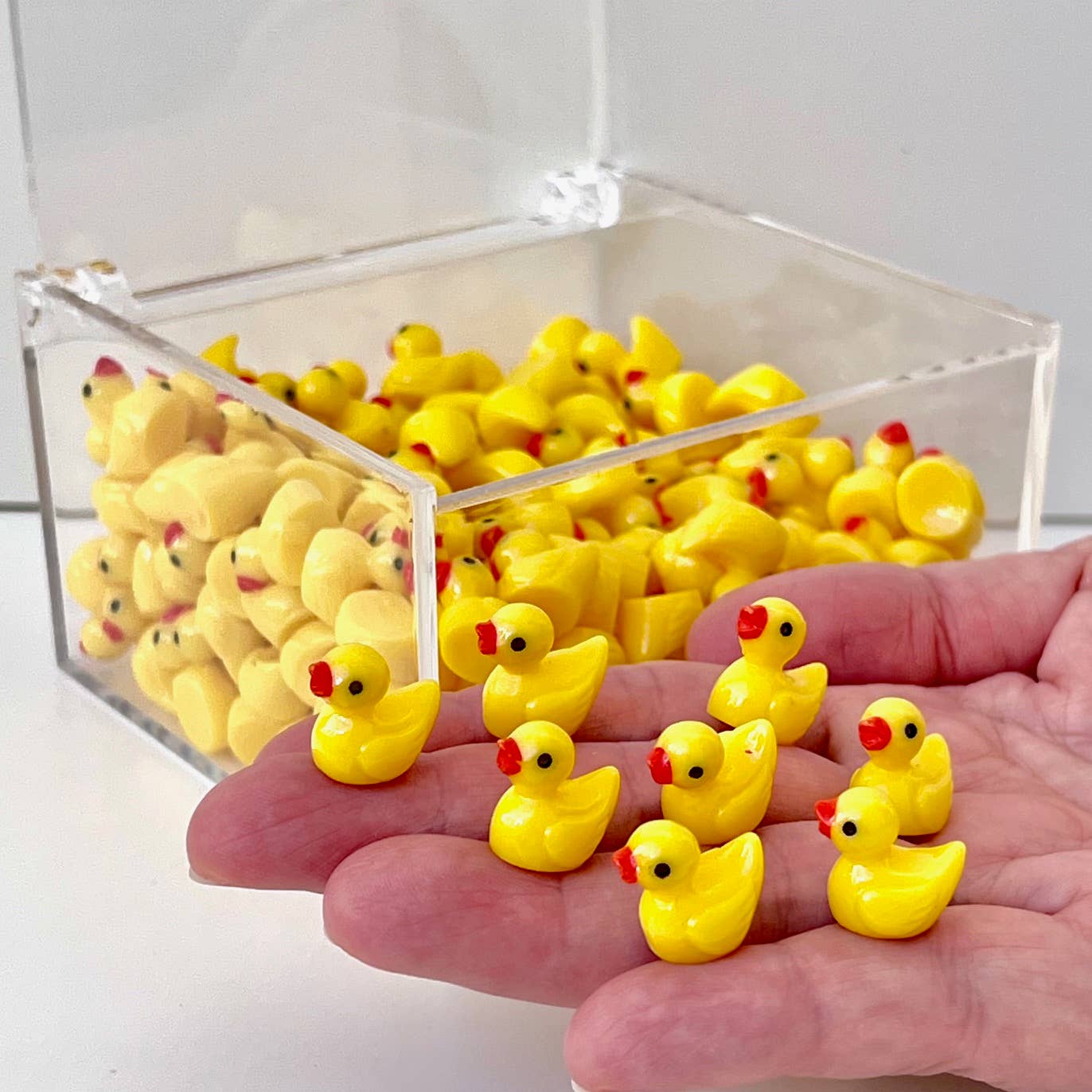 71912 Little Yellow Ducks Miniature Figurines-200