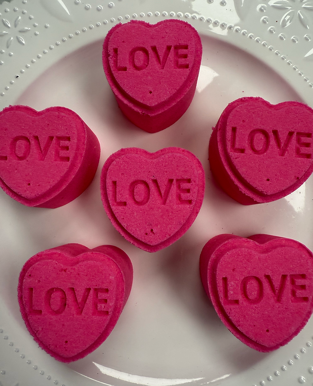 LOVE Mini Bath Bomb