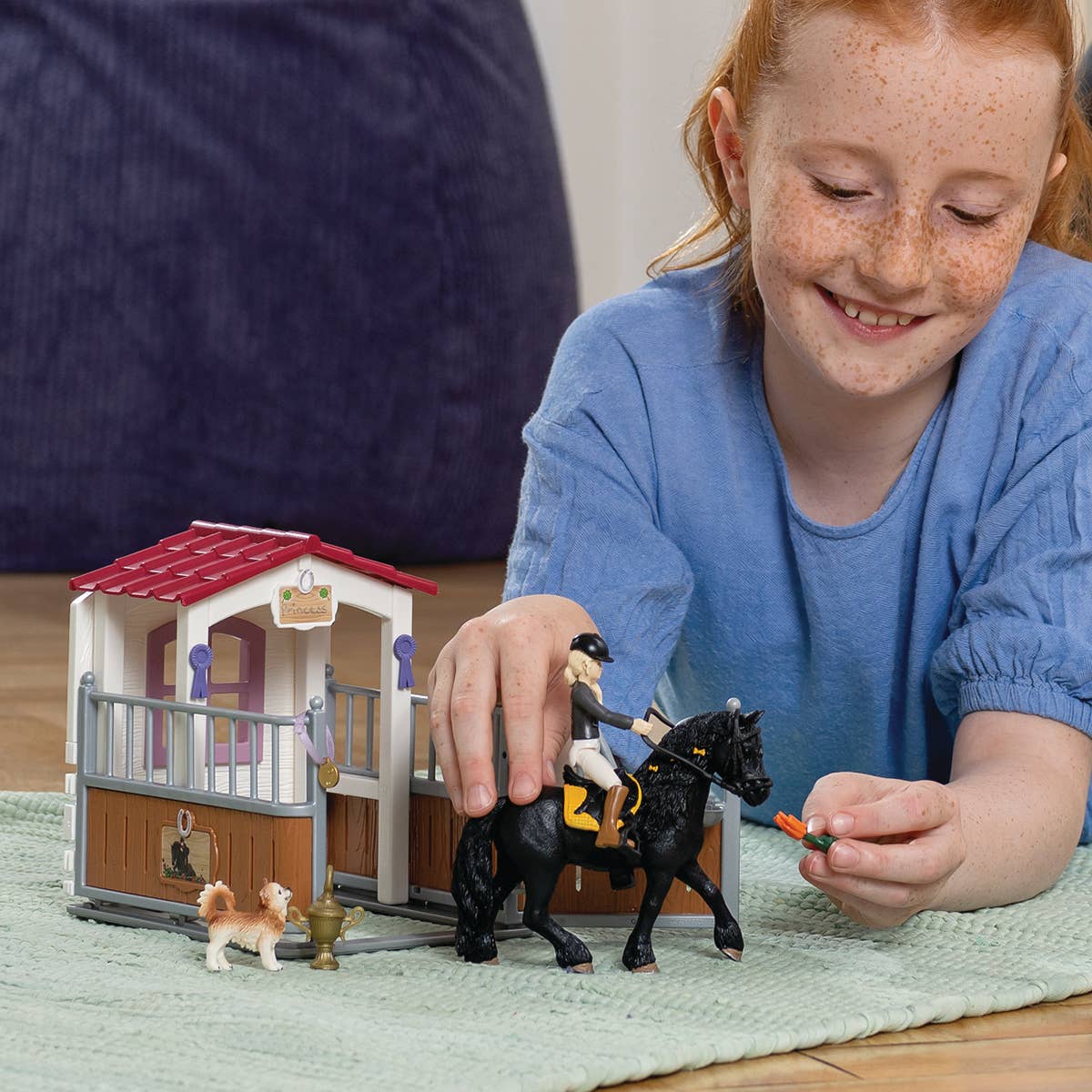 Horse Box With Horse Club Tori & Princess  Horse Toy Playset