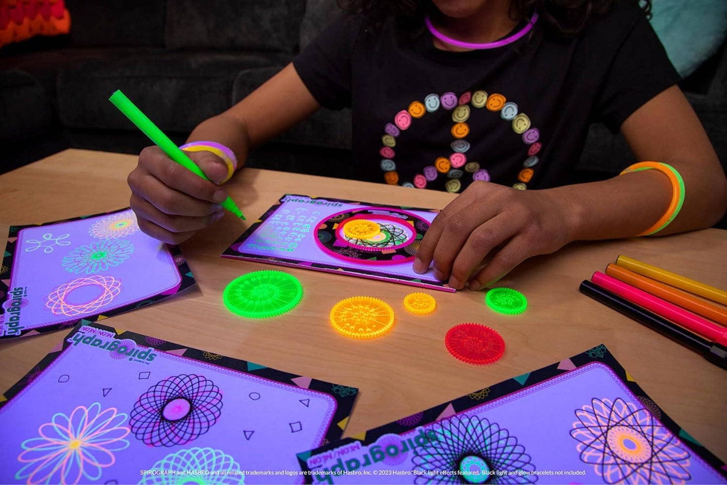Spirograph - Neon - Art and Craft Kit for Kids