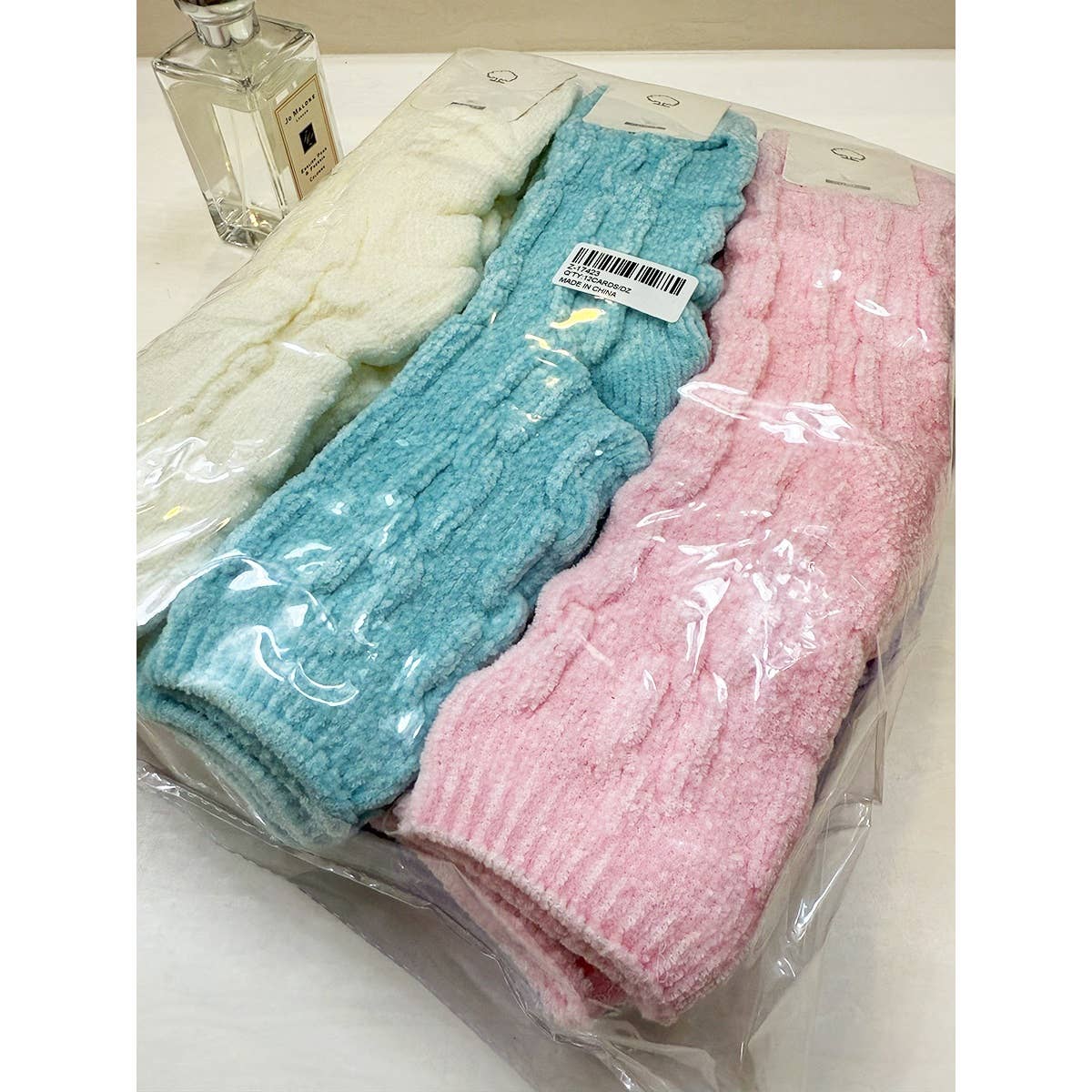 Soft Textured Solid Chinelle Socks