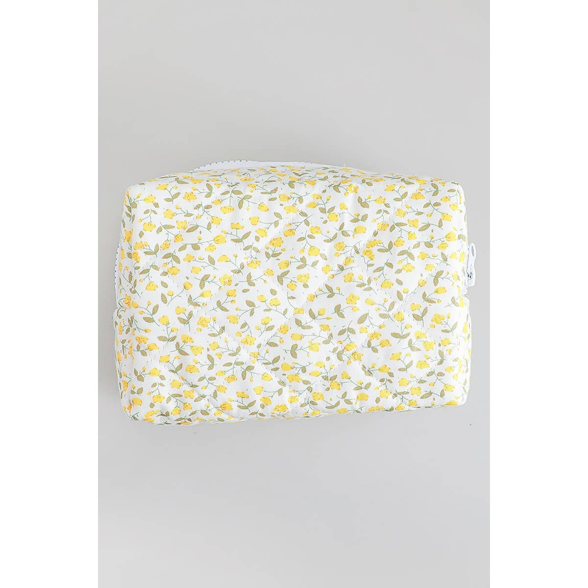 QUILTED FLORAL MAKEUP POUCH