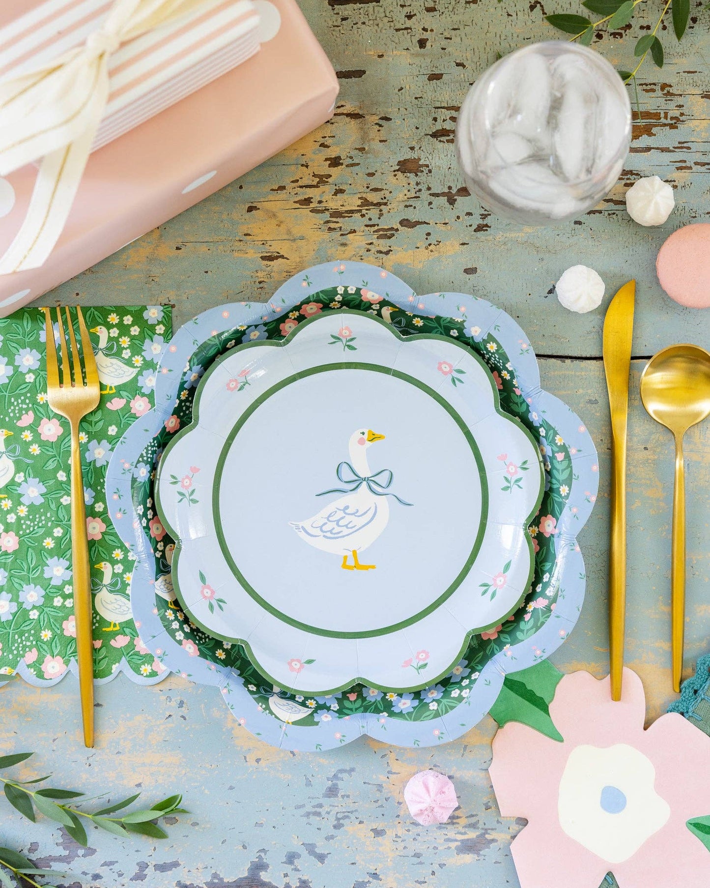 Goose Pattern 10" Plate