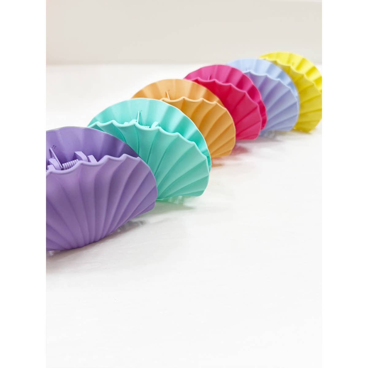 Matte Large Shell Design Hair Claw
