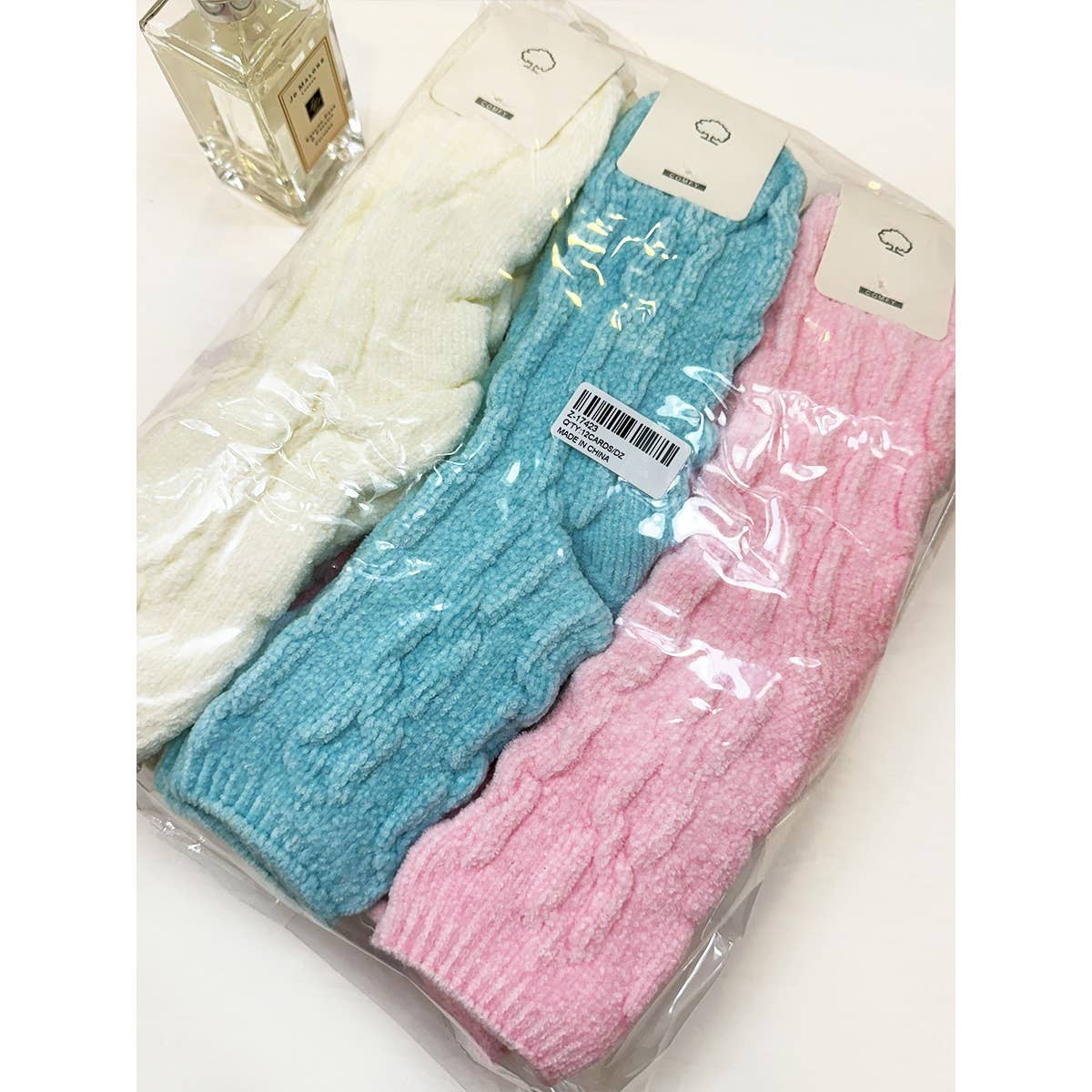 Soft Textured Solid Chinelle Socks