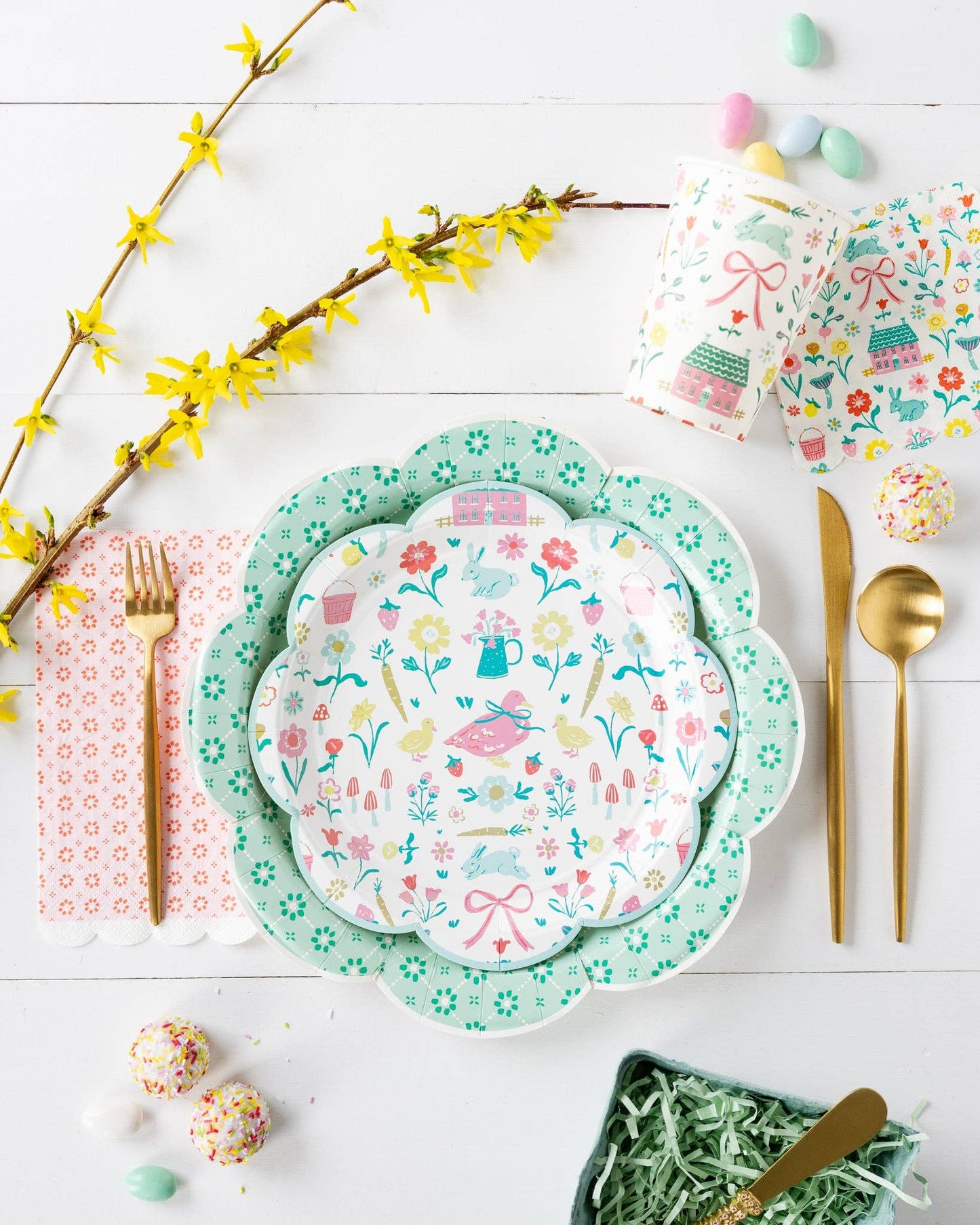 11" Green Wicker Plate