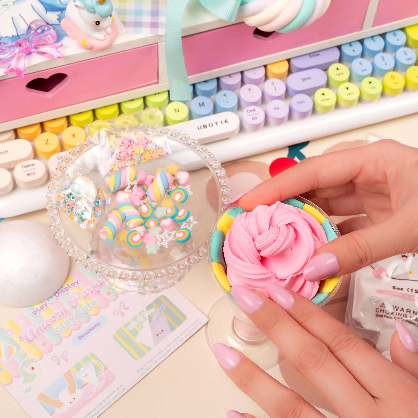 Play & Display Unicorn Parfait Clay Cafe Kit (16pcs/case)
