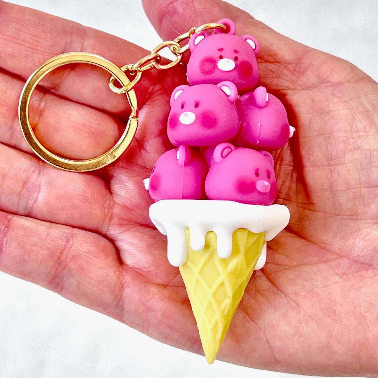 12174 PINK BEAR FAMILY KEY CHARM-12