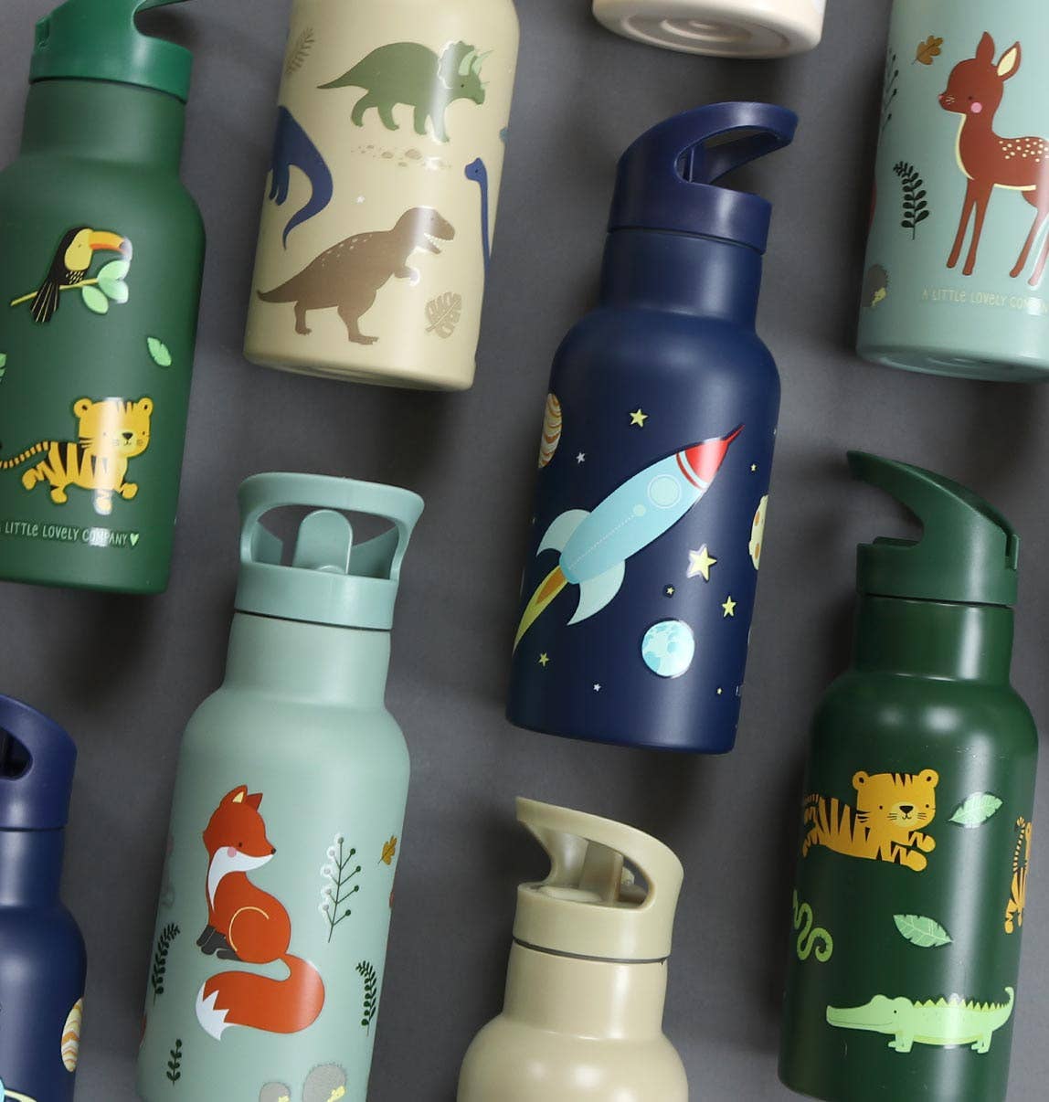 Kids stainless steel drink/water bottle: Space