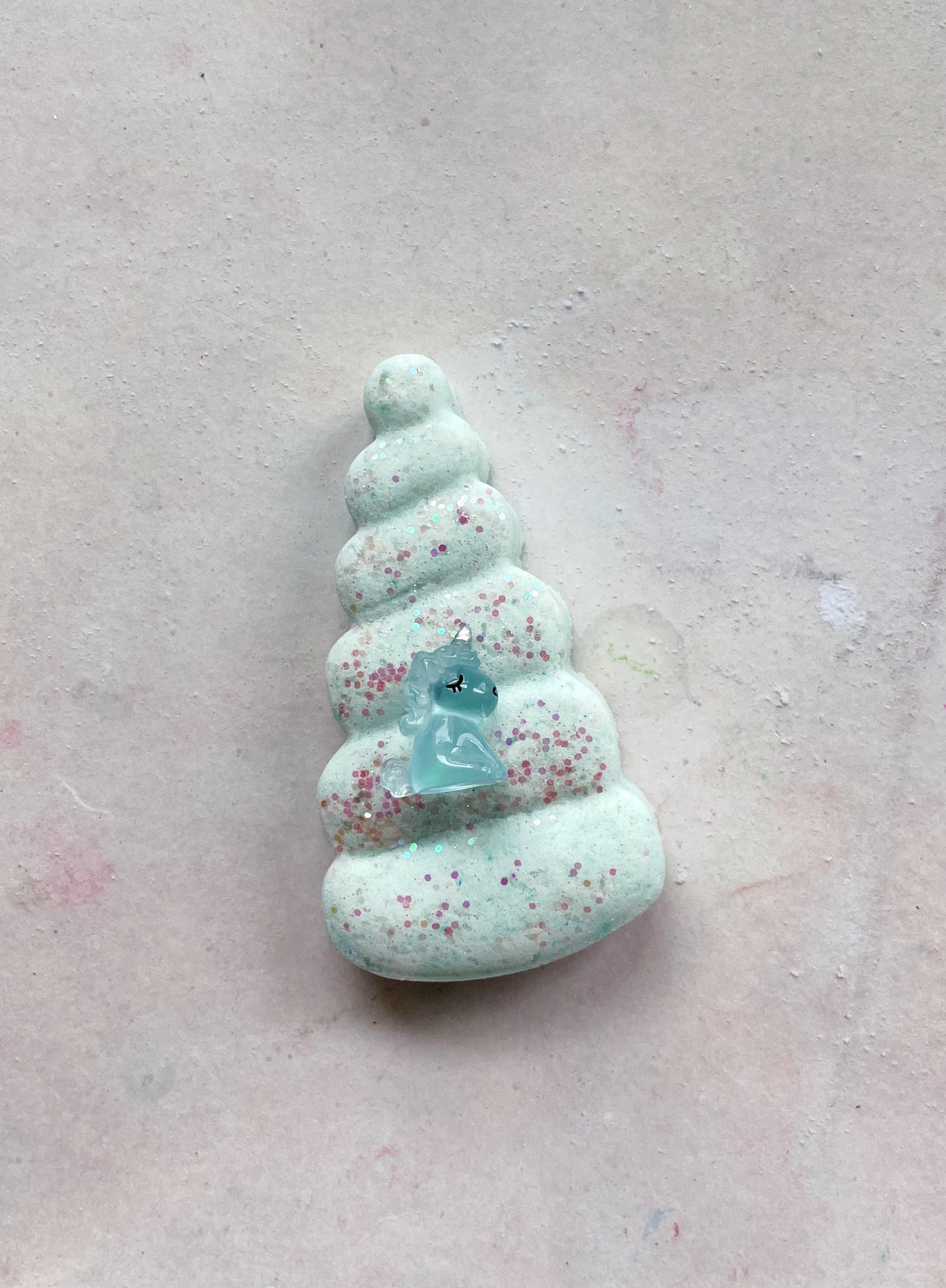 Unicorn horn Bath Bomb - with toy!