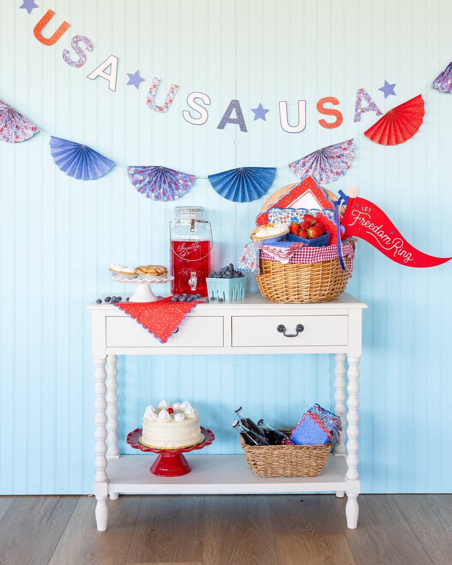 FLA1103 - Floral Americana Bunting Banner