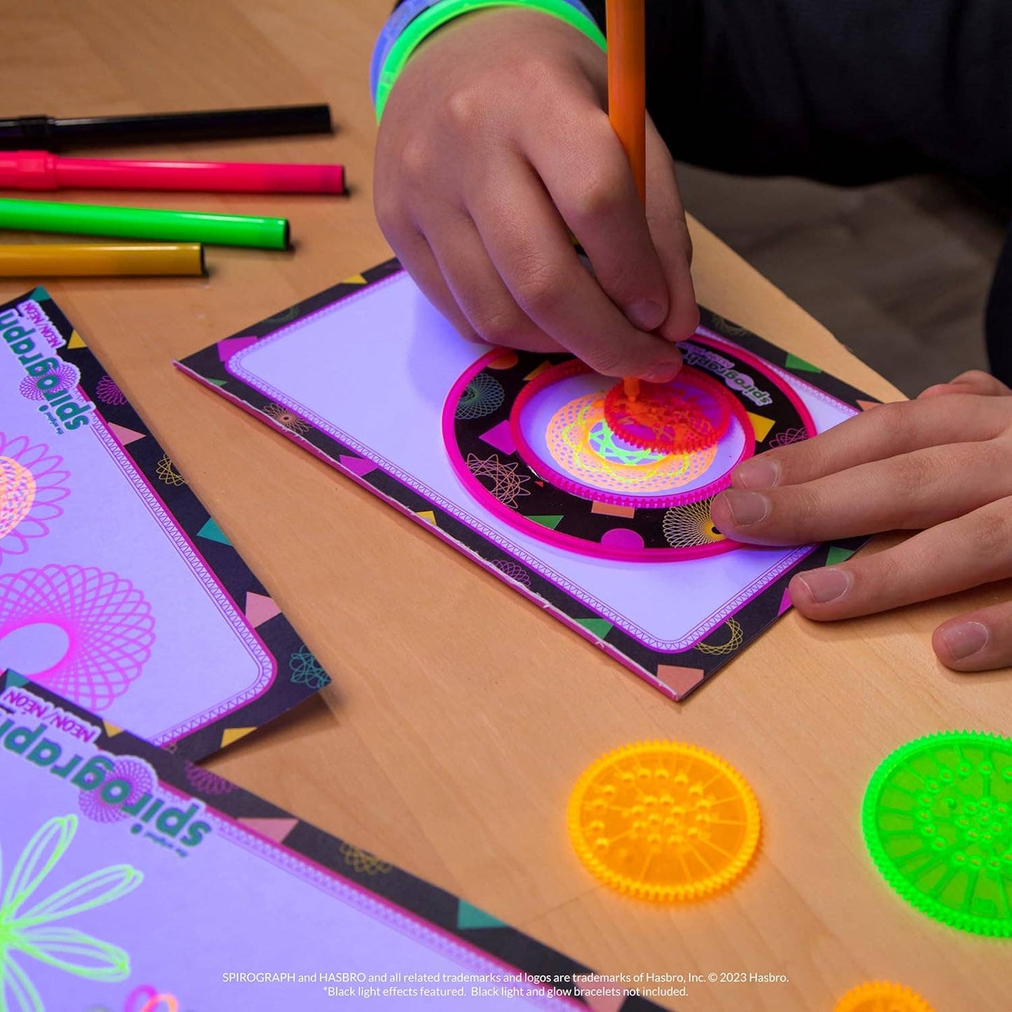 Spirograph - Neon - Art and Craft Kit for Kids