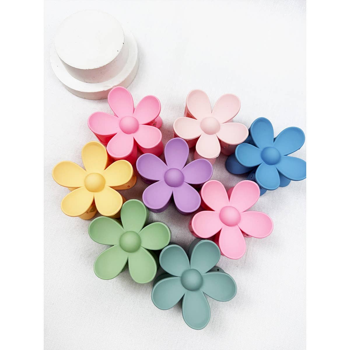 Pastel Tone Daisy Hair Clips with Card
