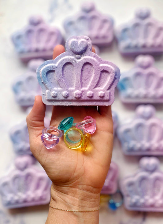 Crown Bath Bomb - with toy!