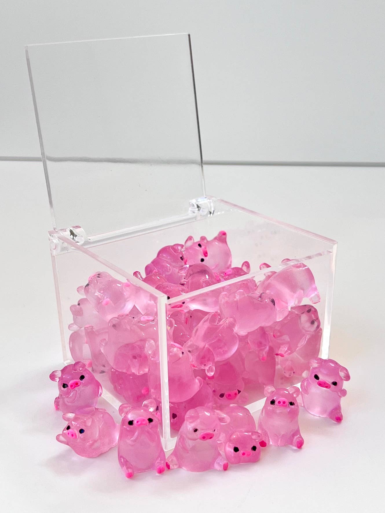 71913 Pink Piggy Miniature Figurines-50