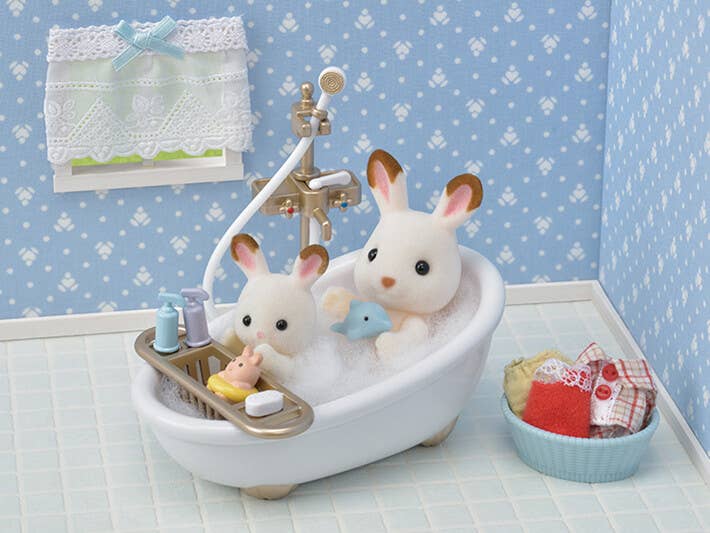 Calico Critters Country Bathroom Set, Dollhouse Furniture